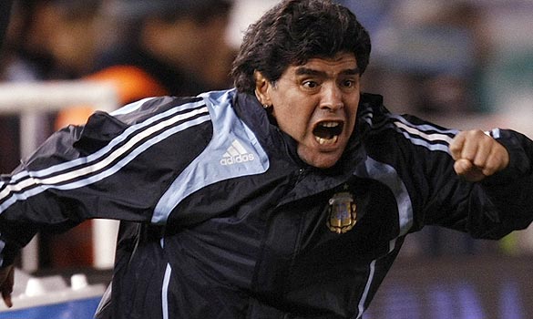 diego_maradona_loves_jesus