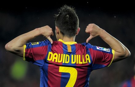 Barcelona's forward David Villa gestures