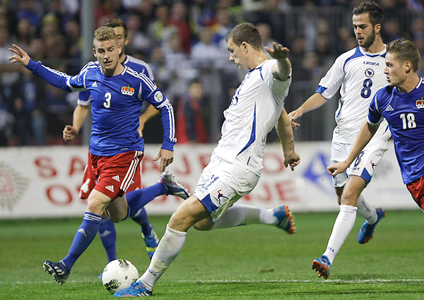 edin-dzeko-bosnia-herzegovina-world-cup-qualifying